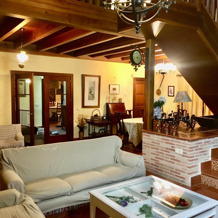 Гостевой дом Casa Roble Альменара-де-Тормес Экстерьер фото