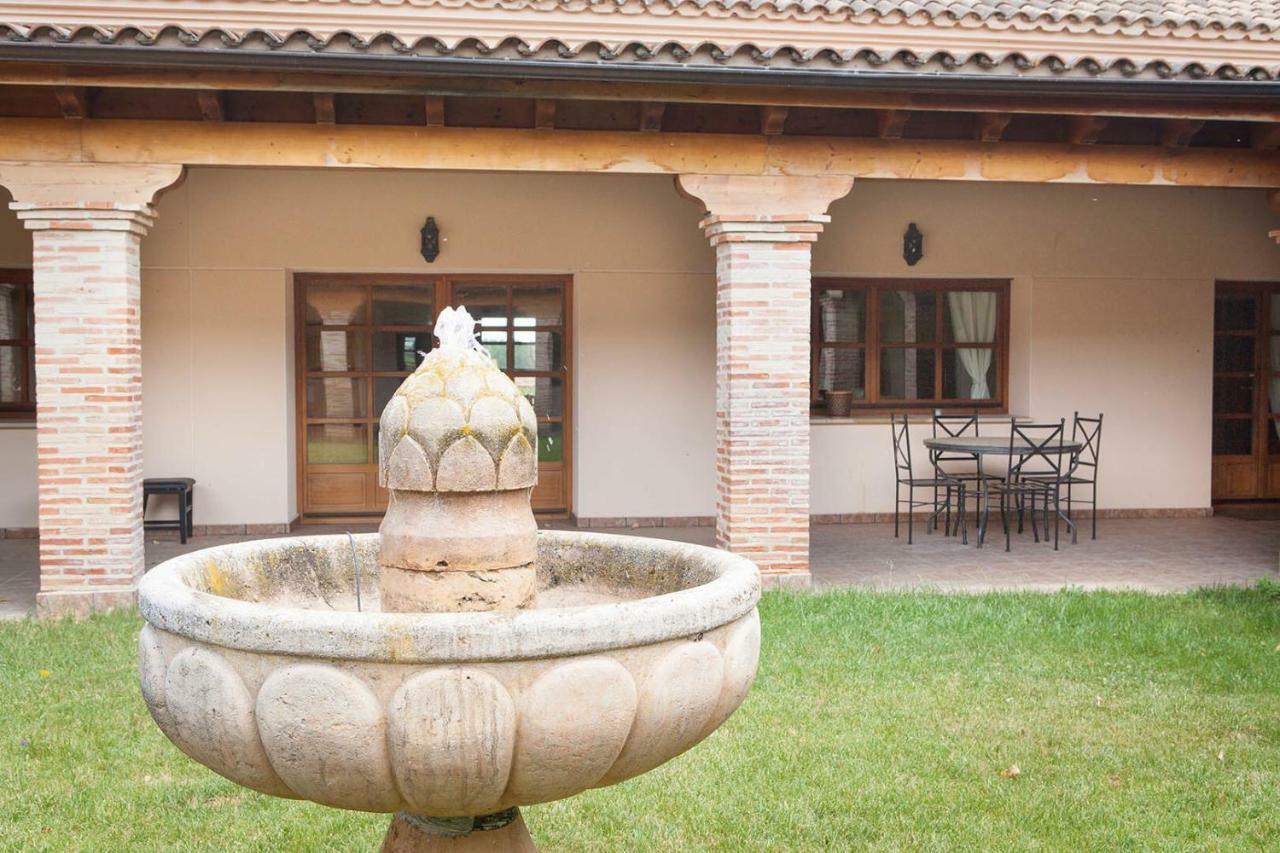 Гостевой дом Casa Roble Альменара-де-Тормес Экстерьер фото